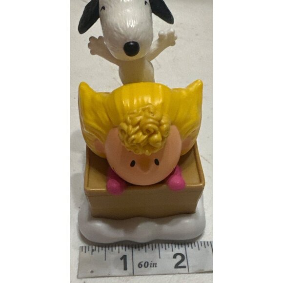 Lot of 2 Peanuts Characters Sally & Snoopy McDonald's Collectible Toys (READ) - Picture 14 of 16